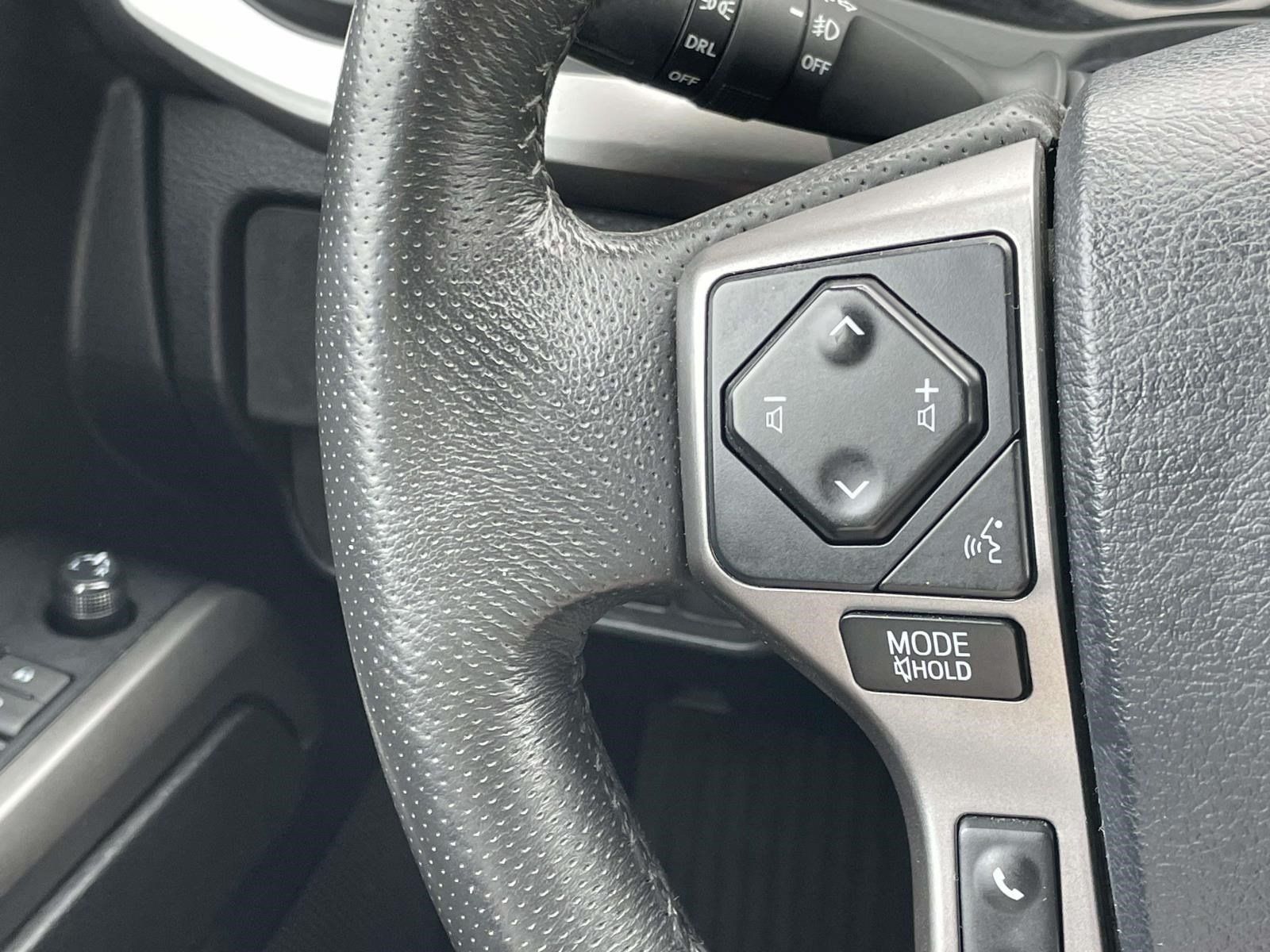 Used 2019 Toyota Tacoma SR5 RWD image 20