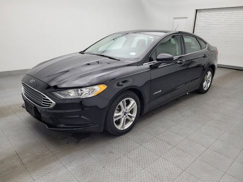 Used 2018 Ford Fusion S image 2