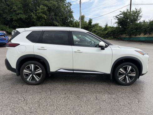 Used 2023 Nissan Rogue SL AWD/4WD image 8