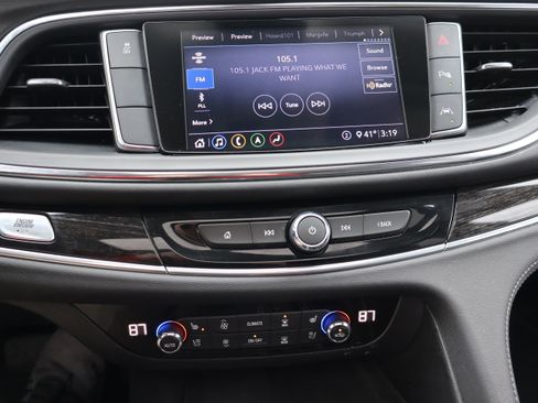 Used 2021 Buick Enclave Avenir image 19