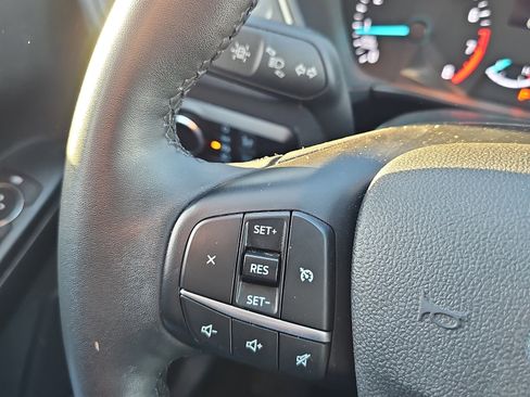 Used 2022 Ford Escape SE w/ SE Sport Appearance Package image 22