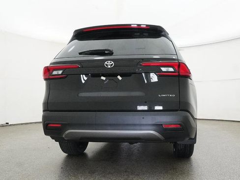 New 2026 Toyota Grand Highlander Limited image 36