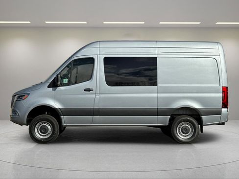 New 2025 Mercedes-Benz Sprinter 2500 image 7
