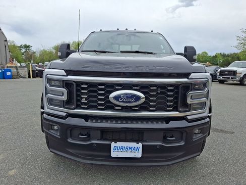 Certified 2025 Ford F450 Platinum AWD/4WD image 2