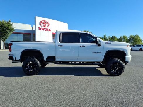 Used 2023 Chevrolet Silverado 2500 LTZ w/ LTZ Plus Package AWD/4WD image 3