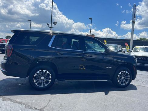 Used 2026 Chevrolet Tahoe LS w/ LPO, Dark Essentials Package AWD/4WD image 6