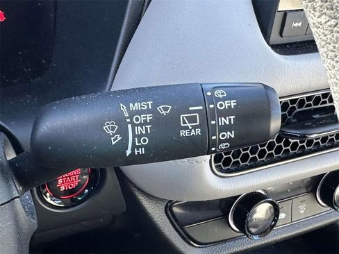 Used 2024 Honda HR-V LX image 29