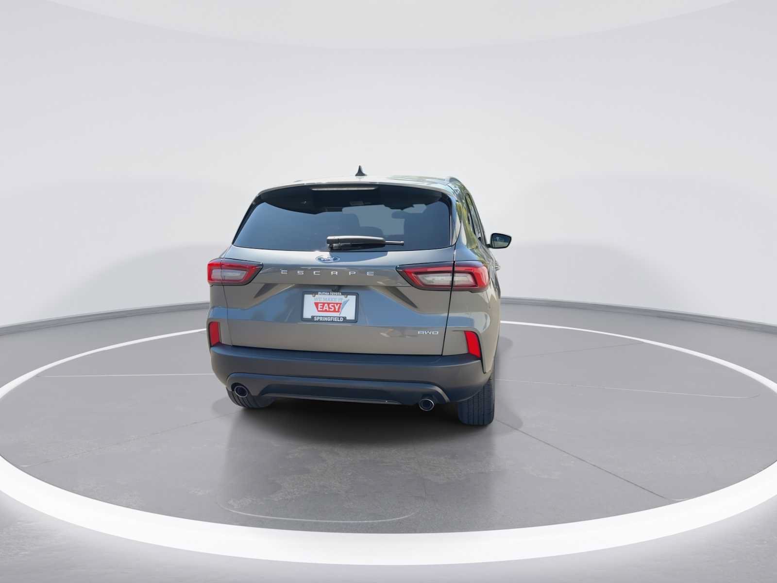 Used 2025 Ford Escape ST-Line Select AWD/4WD image 7