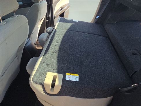 Used 2018 Ford Fusion S image 16