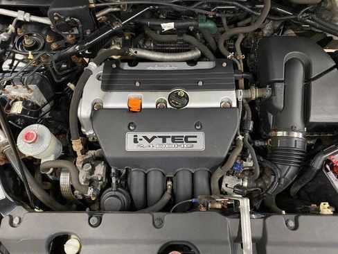 Used 2005 Honda CR-V EX image 8