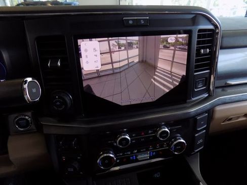 Used 2025 Ford F350 Lariat w/ Lariat Ultimate Package AWD/4WD image 22