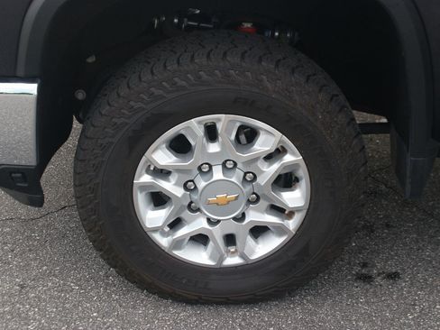 Used 2024 Chevrolet Silverado 2500 LTZ w/ LTZ Convenience Package AWD/4WD image 42