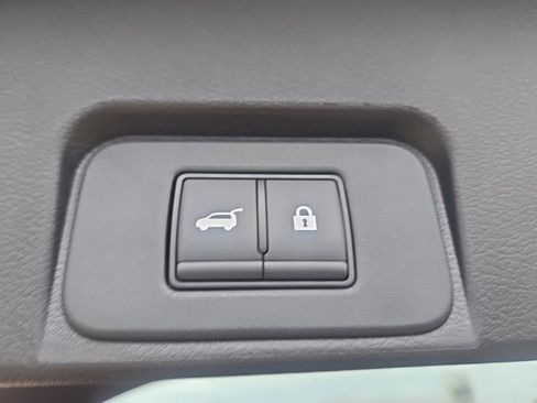 New 2026 Nissan Rogue SV image 33