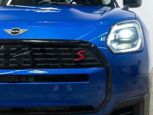 Certified 2025 MINI Cooper Countryman S image 8