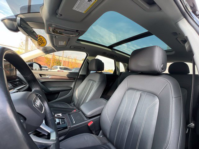 Used 2021 Audi Q5 2.0T Premium Plus w/ Premium Plus Package AWD/4WD image 21