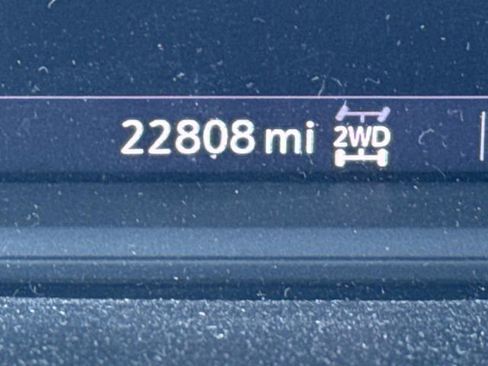 Used 2021 GMC Sierra 1500 SLT image 31