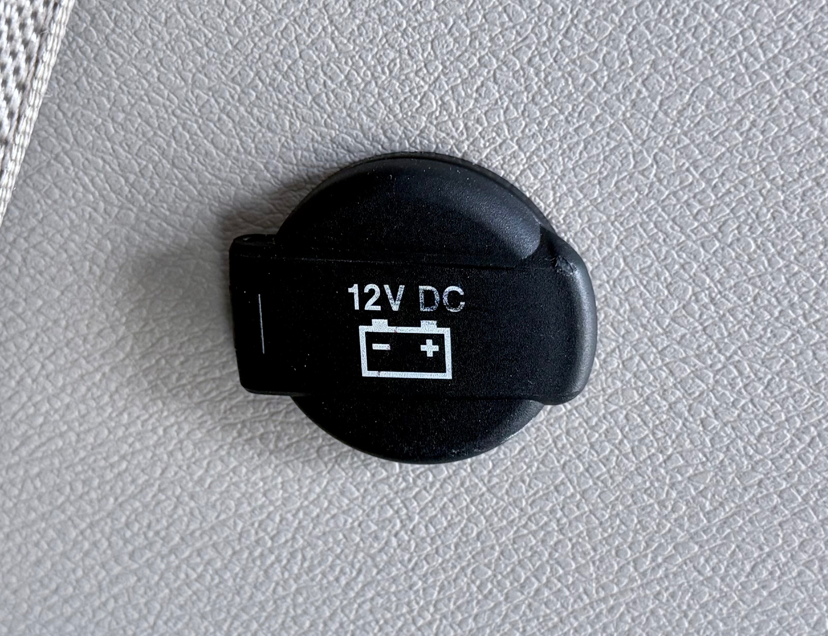Used 2023 Chrysler Pacifica Touring-L FWD image 9
