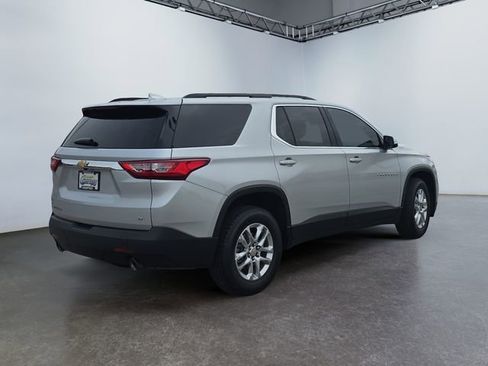 Used 2021 Chevrolet Traverse LT w/ LPO, Floor Liner Package AWD/4WD image 5