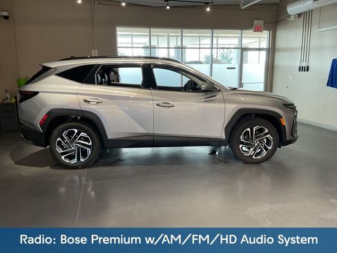 New 2026 Hyundai Tucson Limited AWD/4WD image 3