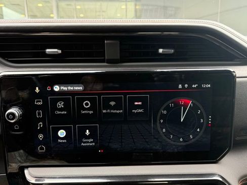Used 2023 GMC Sierra 1500 AT4 w/ AT4 Premium Package AWD/4WD image 30