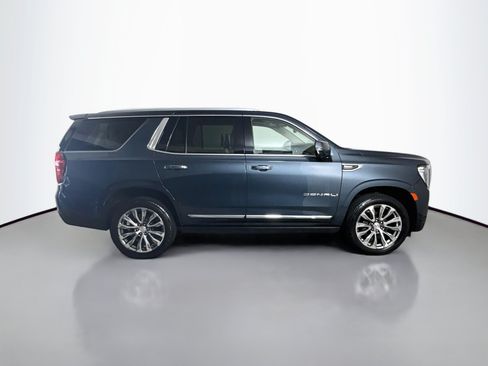 Used 2021 GMC Yukon Denali w/ Denali Premium Package AWD/4WD image 11
