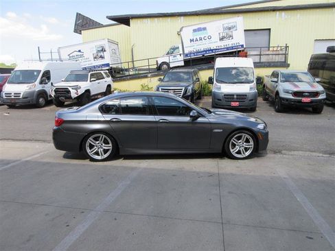 Used 2016 BMW 550i Sedan image 9