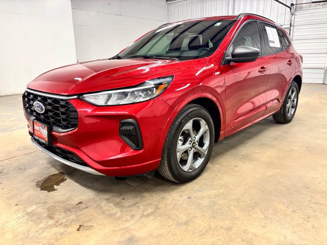Used 2024 Ford Escape ST-Line w/ Tech Pack #1 FWD image 3