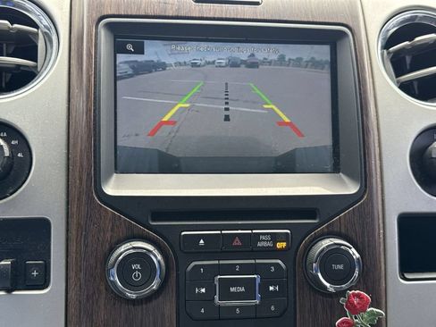 Used 2014 Ford F150 Lariat w/ Equipment Group 502A Luxury AWD/4WD image 28