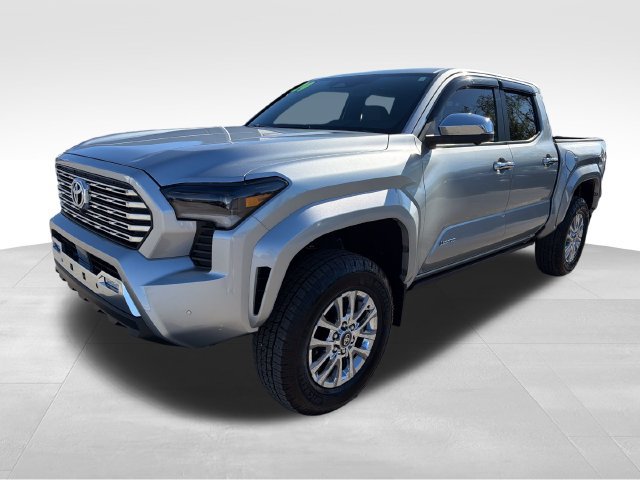 Used 2024 Toyota Tacoma Limited w/ Limited Package (LT) AWD/4WD image 3