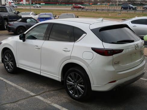 Used 2025 MAZDA CX-5 Signature image 12
