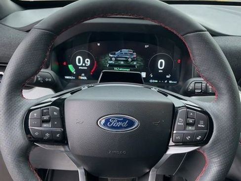 Used 2025 Ford Explorer ST-Line w/ Premium Package image 28