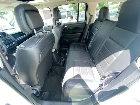 Used 2016 Jeep Patriot High Altitude AWD/4WD image 20