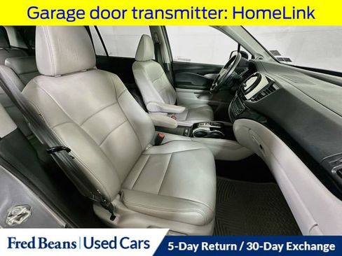 Used 2019 Honda Pilot Touring image 36