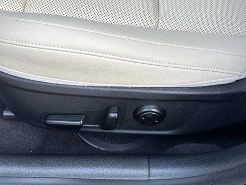 Used 2023 Kia Stinger GT-Line w/ Sun & Sound Package image 16