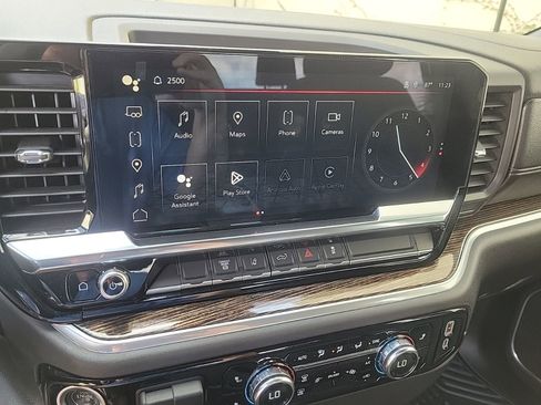 Used 2024 GMC Sierra 2500 SLE w/ SLE Value Package; image 21