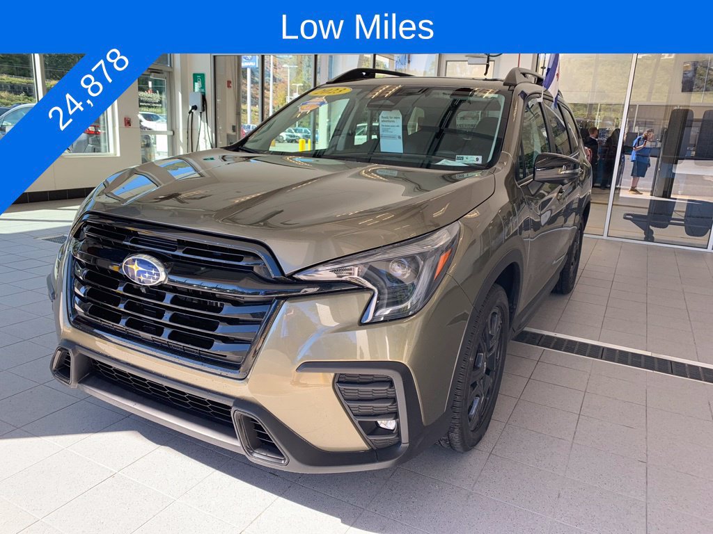 Certified 2023 Subaru Ascent Onyx Edition Limited AWD/4WD image 2