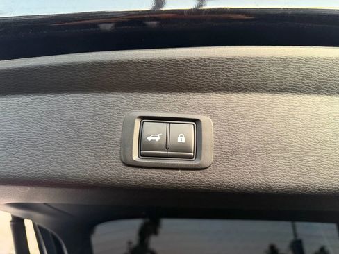 Used 2023 Mitsubishi Outlander ES image 14