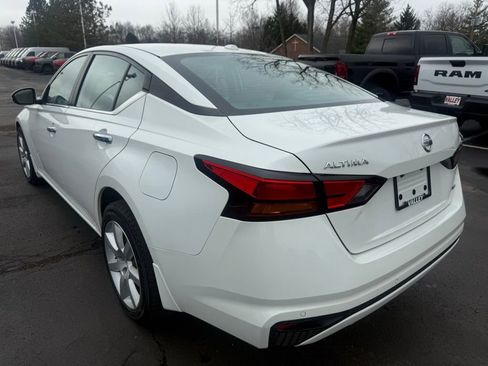 Used 2022 Nissan Altima 2.5 AWD/4WD image 4