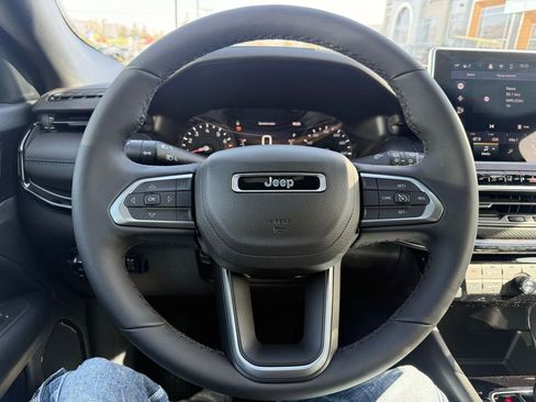 New 2026 Jeep Compass Latitude AWD/4WD image 6