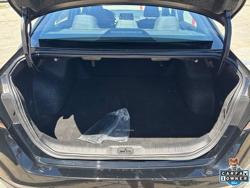 Used 2024 Nissan Altima 2.5 S FWD image 4