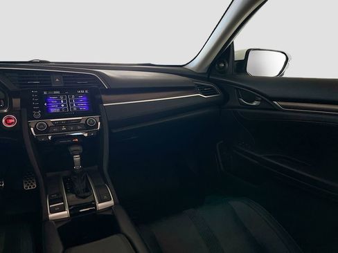 Used 2019 Honda Civic Touring image 23