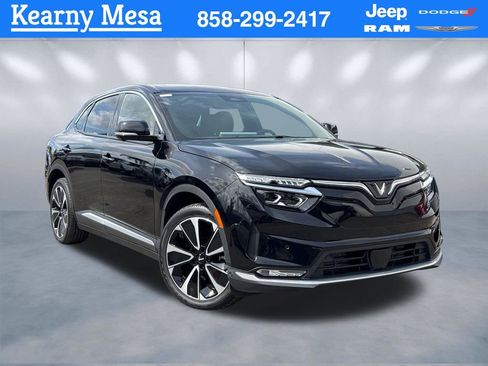 New 2025 VinFast VF 8 Plus AWD/4WD image 1
