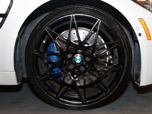 Used 2018 BMW M3 image 24