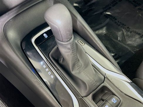 Certified 2021 Toyota Corolla LE image 16