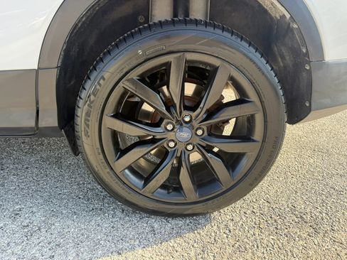 Used 2019 Ford Escape SE FWD image 22