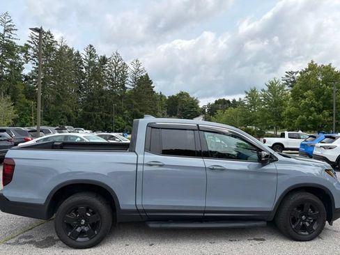 Certified 2024 Honda Ridgeline Black Edition image 12