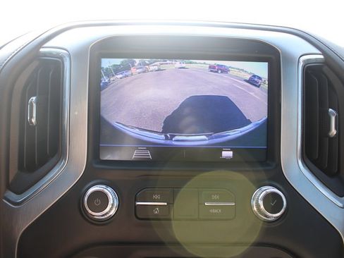 Used 2021 GMC Sierra 1500 SLE w/ X31 Off-Road Package AWD/4WD image 59