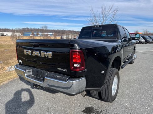 Used 2025 RAM 3500 Tradesman image 19