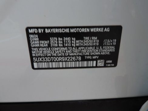 Used 2024 BMW X4 xDrive30i w/ Parking Assistance Package AWD/4WD image 21