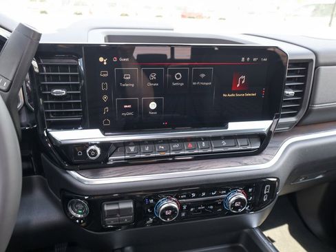 New 2026 GMC Sierra 2500 SLT w/ SLT Premium Package AWD/4WD image 16